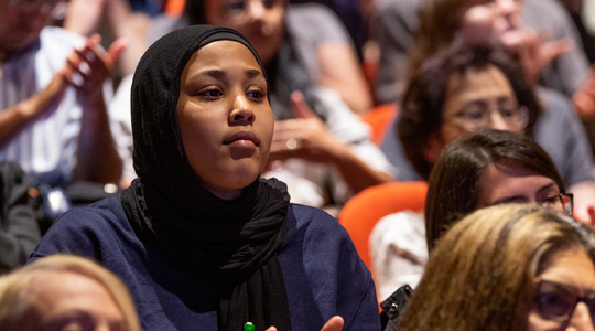 People listening to one of the Broad Discovery Series talks